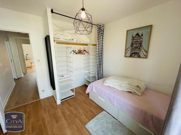 Appartement à louer 1 pièce 11.4m² Toulon (83000)