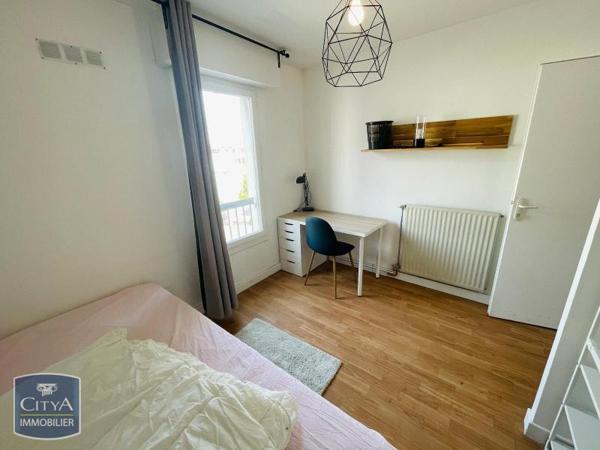 Appartement à louer 1 pièce 11.4m² Toulon (83000)