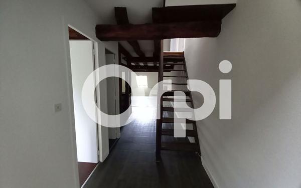 Appartement à louer    3 pièces •  Chalon-sur-Saône