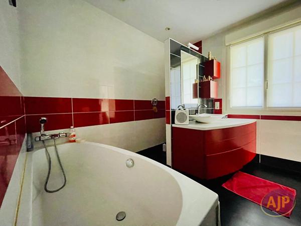 Vente maison Aizenay : 428 450 € - AJP Immobilier La Roche-sur-Yon