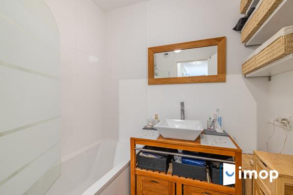 2 pièces 1 chambre véritable havre de paix en plein cœur du 11ème arrondissement !