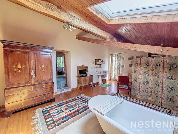 A Vendre Maison en pierre de 210 m² avec jardin et dépendances entre Condom et Nérac