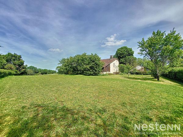 A Vendre Maison en pierre de 210 m² avec jardin et dépendances entre Condom et Nérac