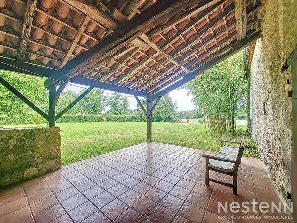 A Vendre Maison en pierre de 210 m² avec jardin et dépendances entre Condom et Nérac