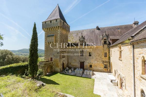 Une propriété d’exception dominant la vallée de la Dordogne