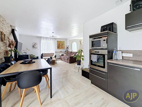 Maison à vendre Sallertaine - 5 pièces, 87m² avec 3 chambre(s) à 253 900€ - AJP Immobilier Challans