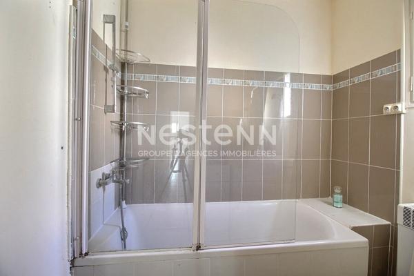 MARIGNANE-Maison T4/5 d'environ 125 m2 sur une parcelle de 446 m2.