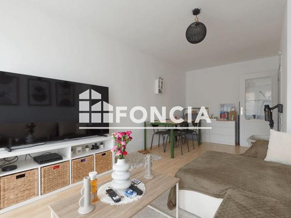 À vendre Appartement 2 pièces 48 m² - Corbeil-essonnes 91100