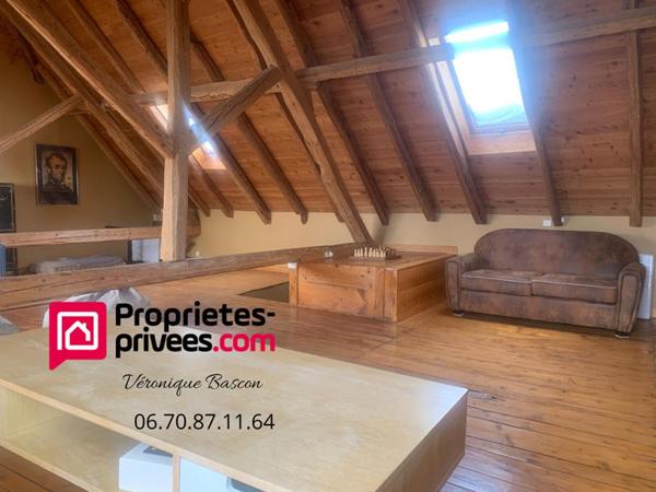 Maison de caractère,8 pièces, terrain 210m2