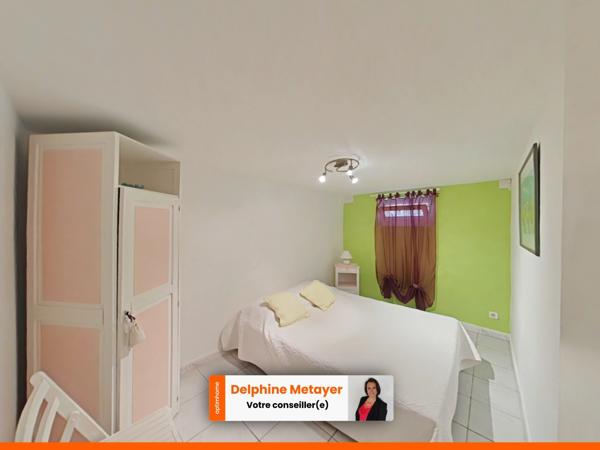 LORGUES — Propriété Provençale d'exception, vue panoramique, T2 indépendant & piscine