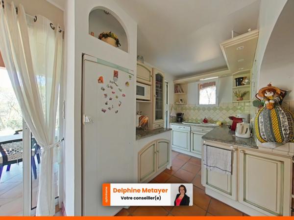LORGUES — Propriété Provençale d'exception, vue panoramique, T2 indépendant & piscine