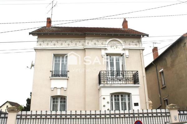 Magnifique maison bourgeoise avec parc arboré - garage