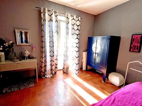 VOUS RECHERCHEZ UNE MAISON DE FAMILLE ?