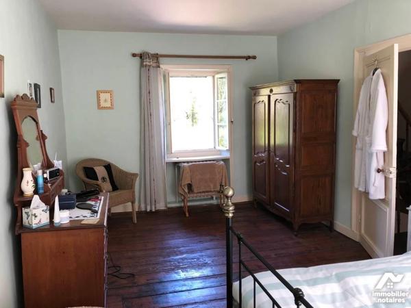 A VENDRE HUELGOAT MAISON PROCHE DU CENTRE