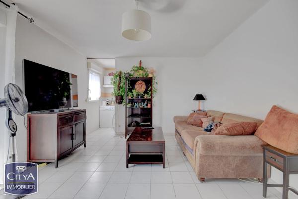 Appartement à vendre 2 pièces 49.66m² Vitrolles (13127)