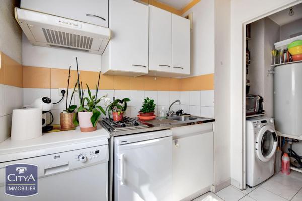 Appartement à vendre 2 pièces 49.66m² Vitrolles (13127)