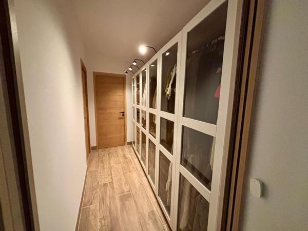 À vendre à Suze-La-Rousse (26) : villa avec piscine  Suze-la-Rousse (26790)