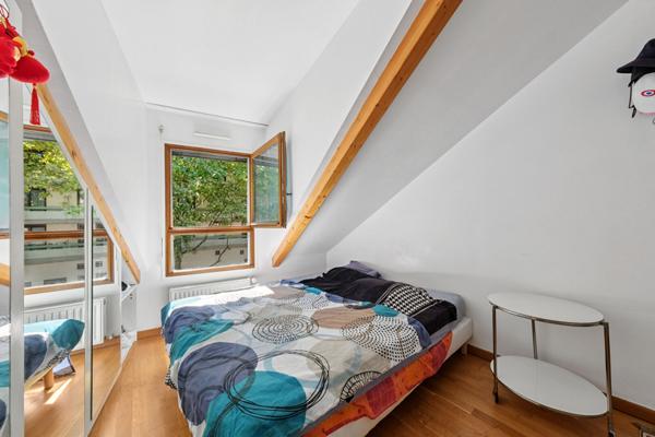 A VENDRE - DUPLEXE - BELVEDERE LIMITE LES LILAS