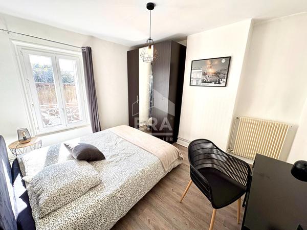 APPART. T2 MEUBLE A LOUER - BLOIS - CENTRE-VILLE, VUE SUR LOIRE, AMENAGEMENT DE QUALITE