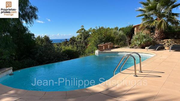 Villa La Cadiere D Azur 7 pièce(s) 230 m2