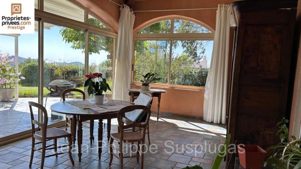 Villa La Cadiere D Azur 7 pièce(s) 230 m2
