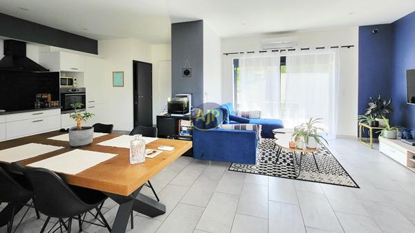 Maison à vendre Begles - 3 pièces, 80m² avec 2 chambre(s) à 392 000€ - AJP ACTEA Talence