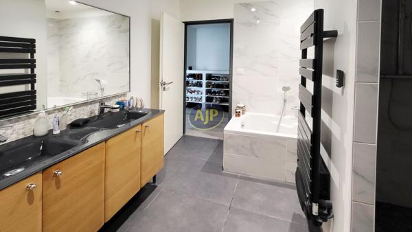 Maison à vendre Begles - 3 pièces, 80m² avec 2 chambre(s) à 392 000€ - AJP ACTEA Talence