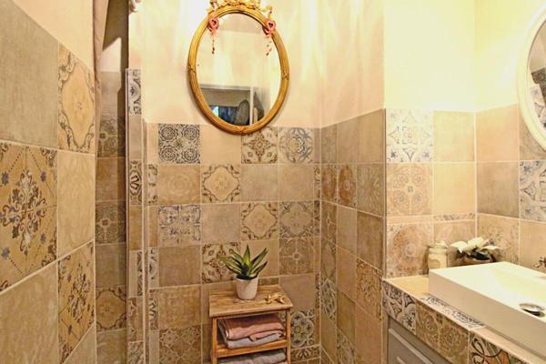 Maison Provençale 11 pièces 233 m2 Sainte-tulle (04220)