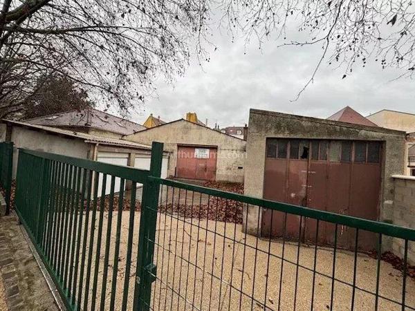 Vente Local industriel 2 pièces 272 m2 à Villeneuve-Saint-Georges