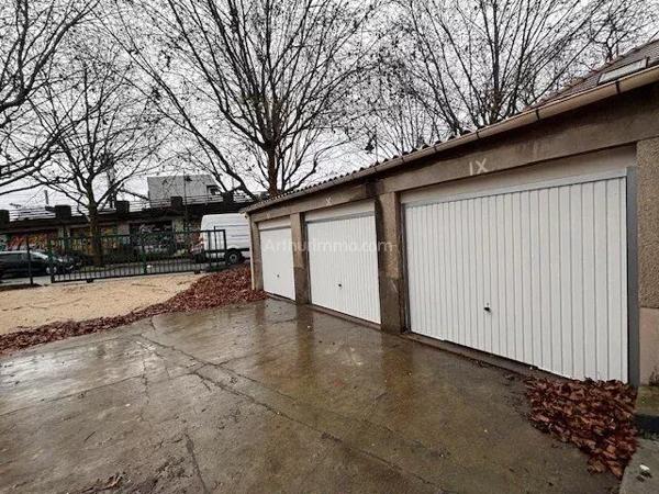 Vente Local industriel 2 pièces 272 m2 à Villeneuve-Saint-Georges