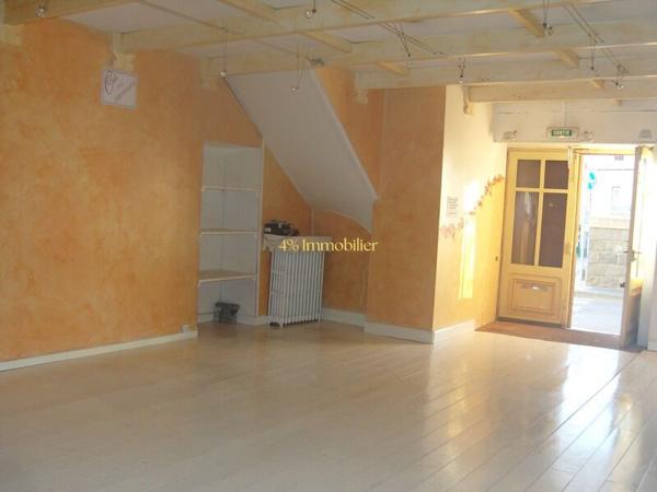 Local commercial Agde 3 pièces 112 m² environ