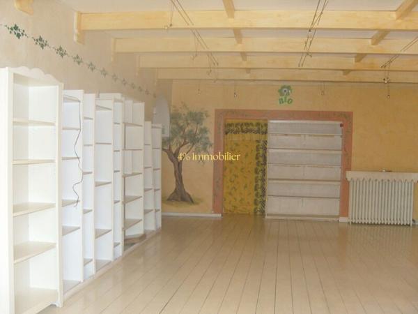 Local commercial Agde 3 pièces 112 m² environ