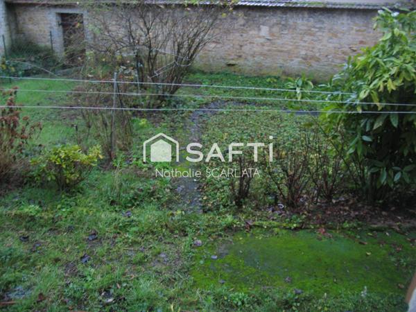 MAISON en PIERRE avec jardin, remise, grenier aménageable et cave