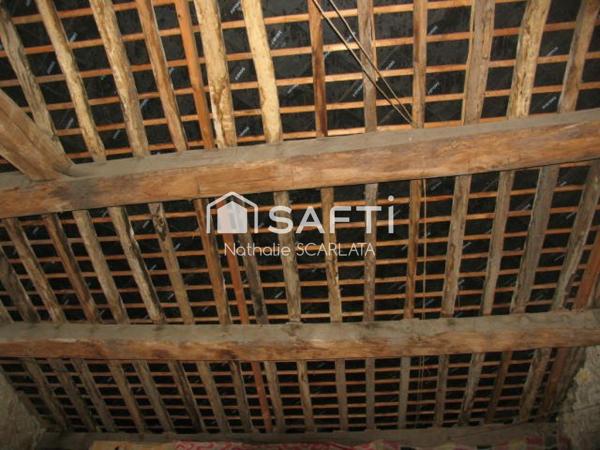 MAISON en PIERRE avec jardin, remise, grenier aménageable et cave