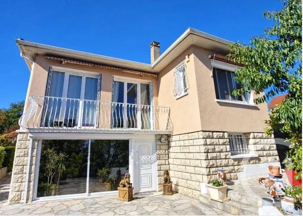 Maison à vendre  6 pièces - 182,70 m 2   BRUNOY  - 91