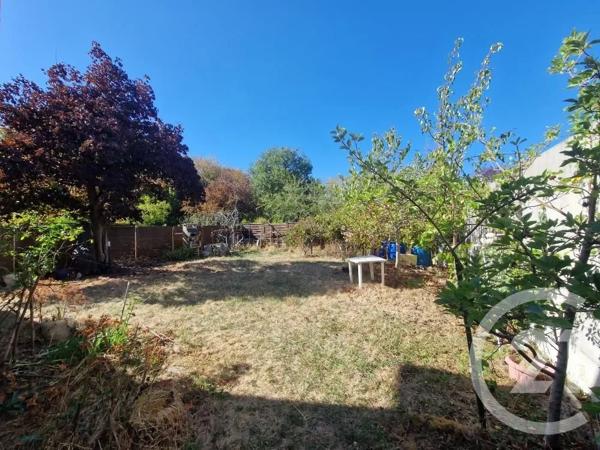 Maison à vendre  6 pièces - 182,70 m 2   BRUNOY  - 91