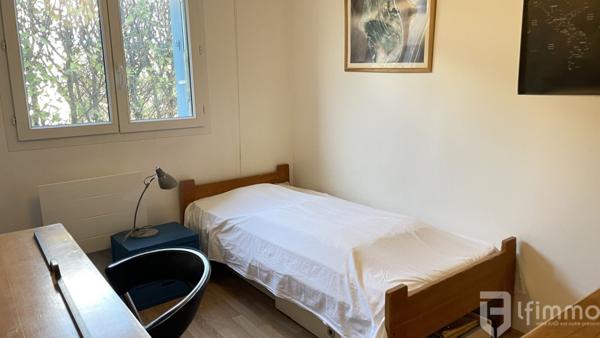 Belle villa avec 5 chambres, au calme, jardin 765 m²