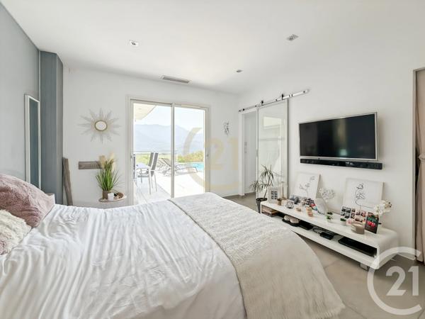 Maison à vendre  5 pièces - 198 m 2   MONTICELLO  - 202