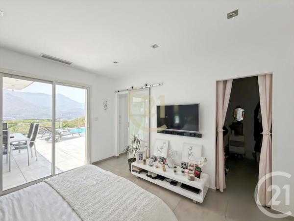 Maison à vendre  5 pièces - 198 m 2   MONTICELLO  - 202