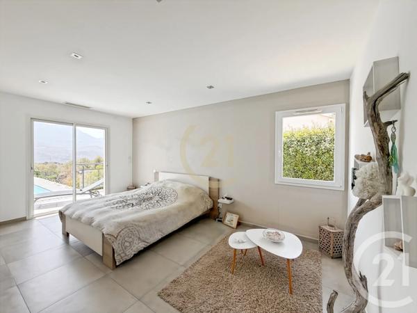 Maison à vendre  5 pièces - 198 m 2   MONTICELLO  - 202