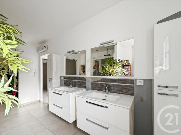 Maison à vendre  5 pièces - 198 m 2   MONTICELLO  - 202