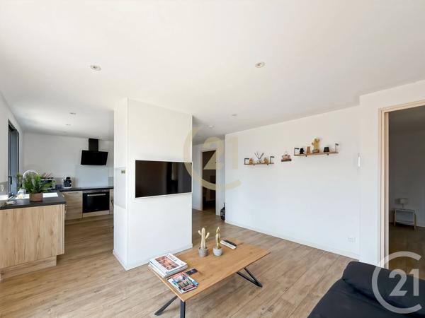 Maison à vendre  5 pièces - 198 m 2   MONTICELLO  - 202