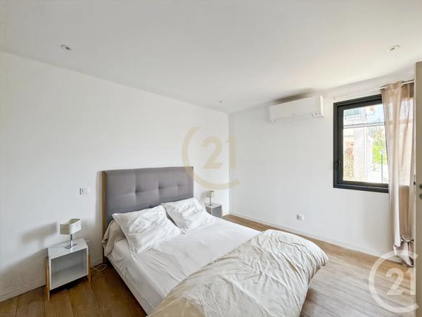 Maison à vendre  5 pièces - 198 m 2   MONTICELLO  - 202