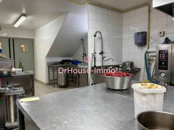 Commerce à vendre 8 pièces de 340 m²