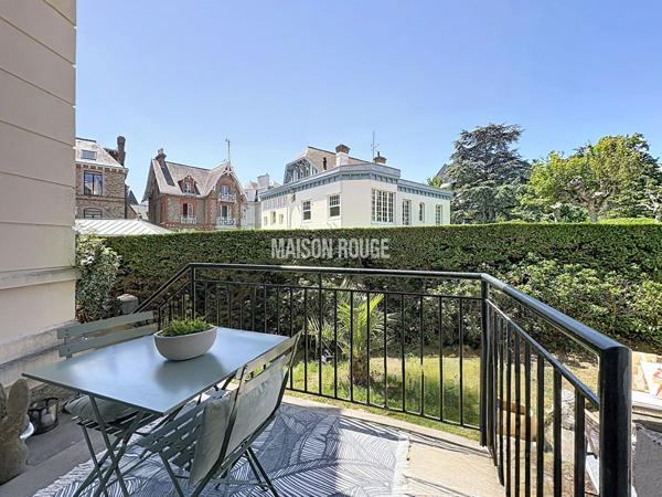 Appartement 81 m² avec terrasse et jardin en hyper-centre de Dinard