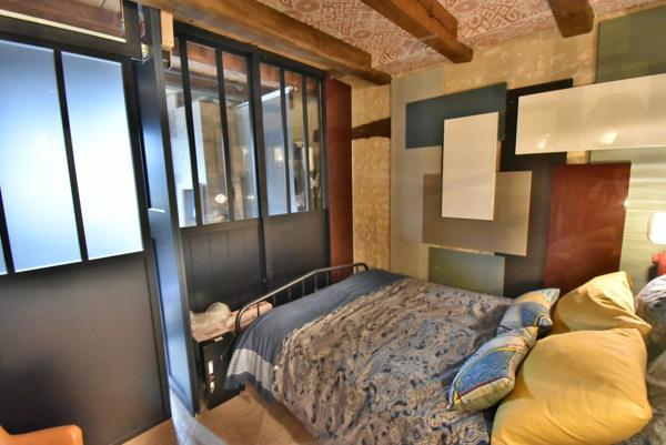 Maison à vendre 5 pièces proche de JARNAC (16) Propriété d'env 162 m2 ave 3 ch et 1 bureau,