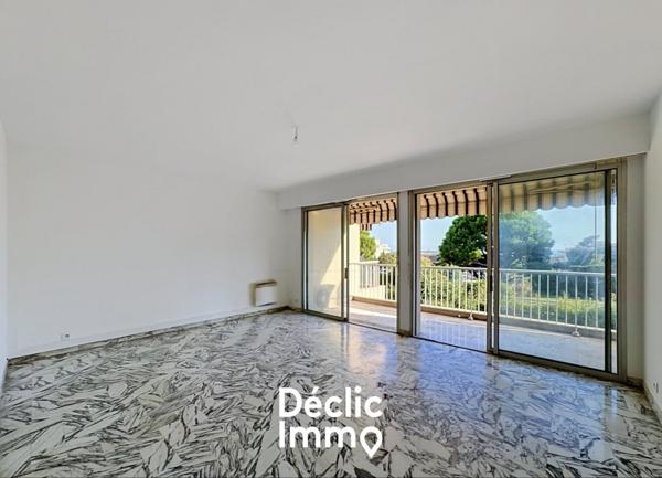 Vente appartement Saint laurent du var, 56m² 2 pièces 279 000€ avec garage