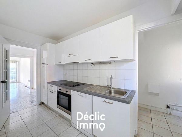 Vente appartement Saint laurent du var, 56m² 2 pièces 279 000€ avec garage