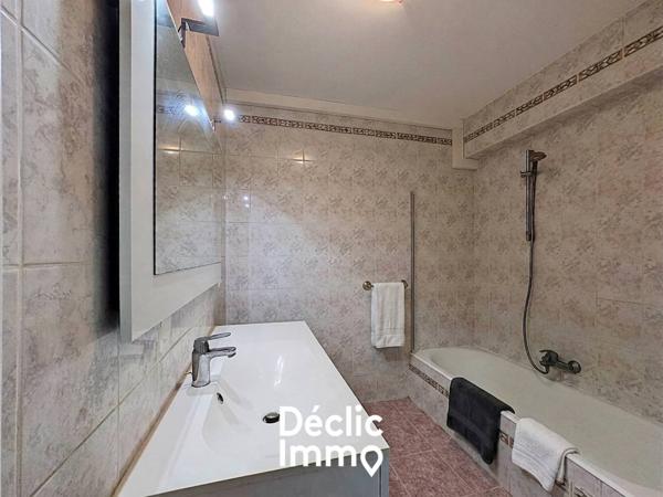 Vente appartement Saint laurent du var, 56m² 2 pièces 279 000€ avec garage