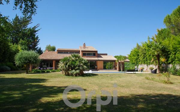 Maison à vendre    5 pièces • 220 m2 La Rochelle